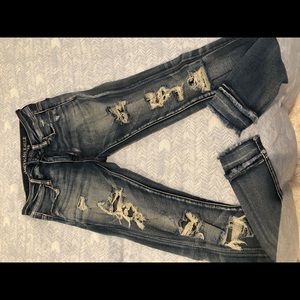 American eagle distressed skinny jeans